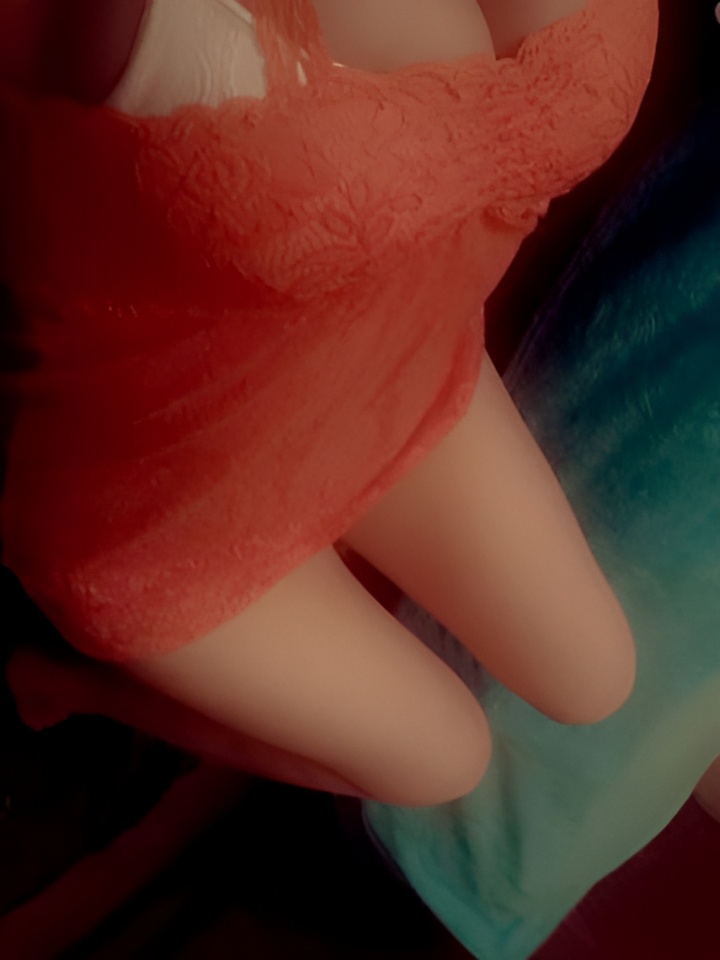 Елена привлекальеная девушка из Звенигорода цена от 5000 руб