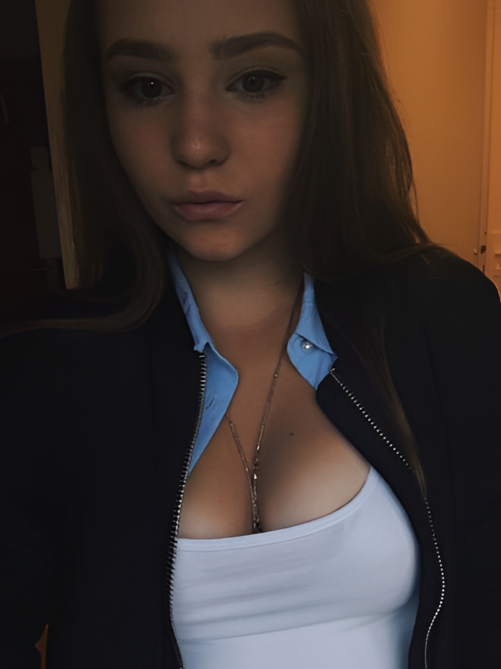 Евлалия привлекальеная девушка из Звенигорода цена от 4000 руб