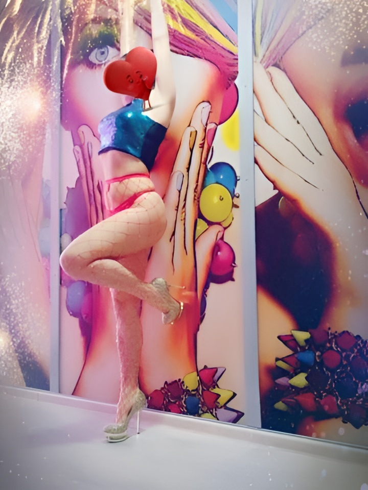 Ксюша привлекальеная девушка из Звенигорода цена от 5000 руб