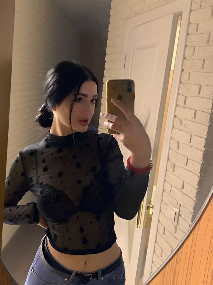 Василиса привлекальеная девушка из Звенигорода цена от 4000 руб