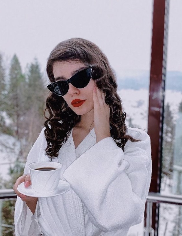 🎥 Людка привлекальеная девушка из Звенигорода цена от 4000 руб