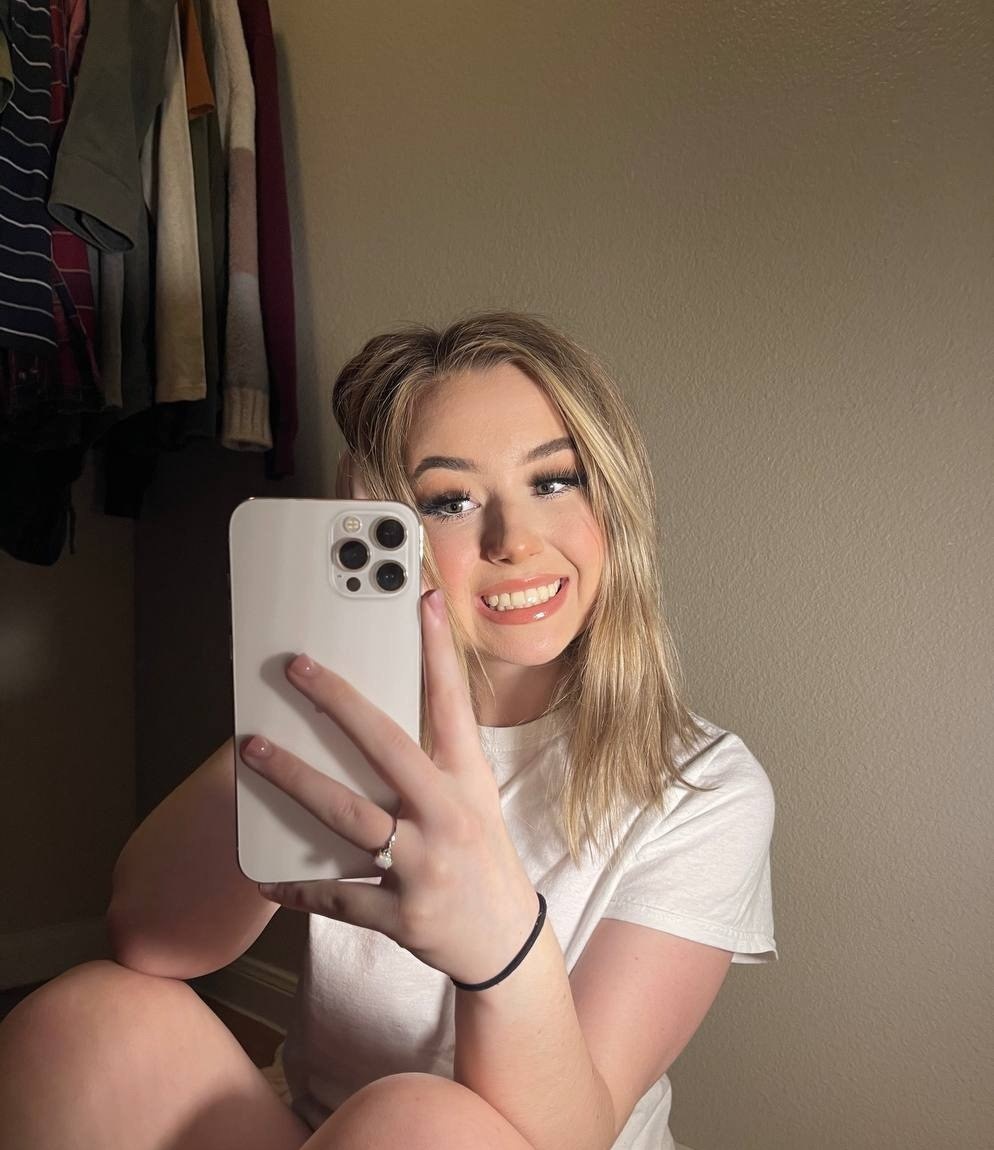 Ника привлекальеная девушка из Звенигорода цена от 3000 руб