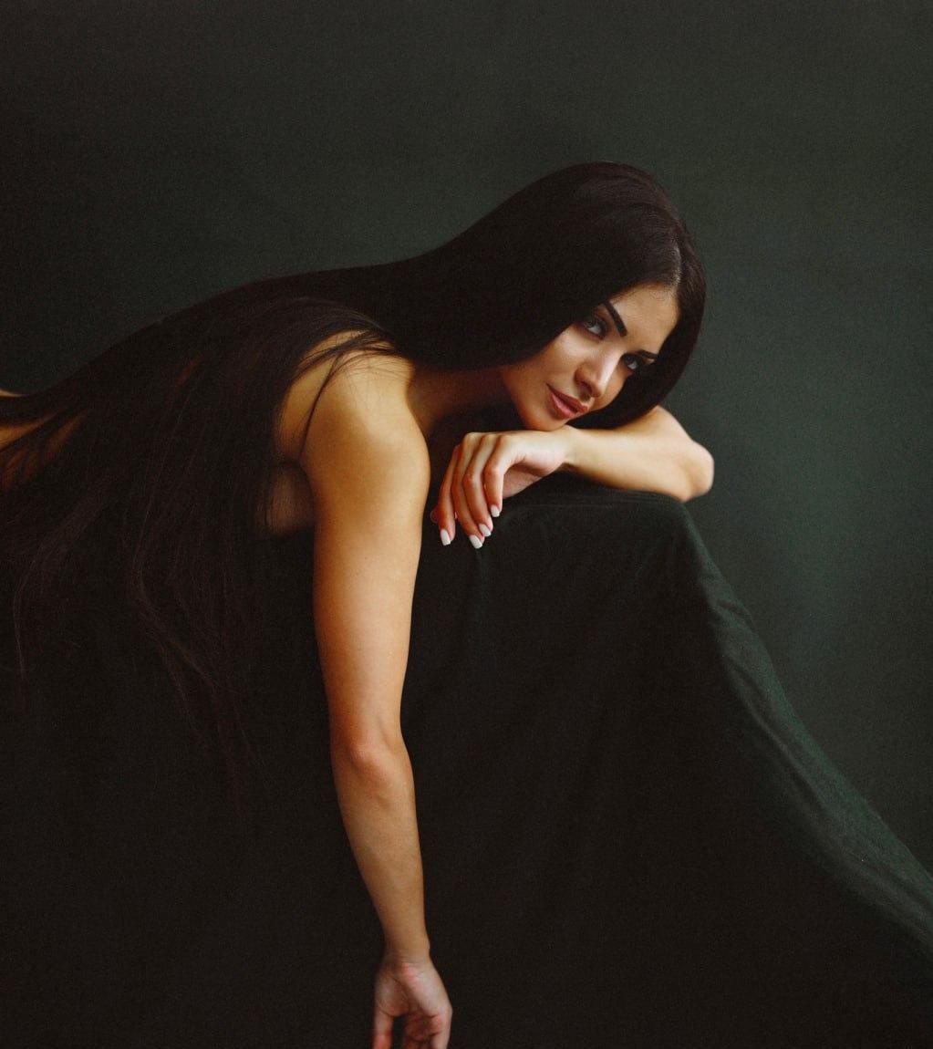 Рада привлекальеная девушка из Звенигорода цена от 8000 руб