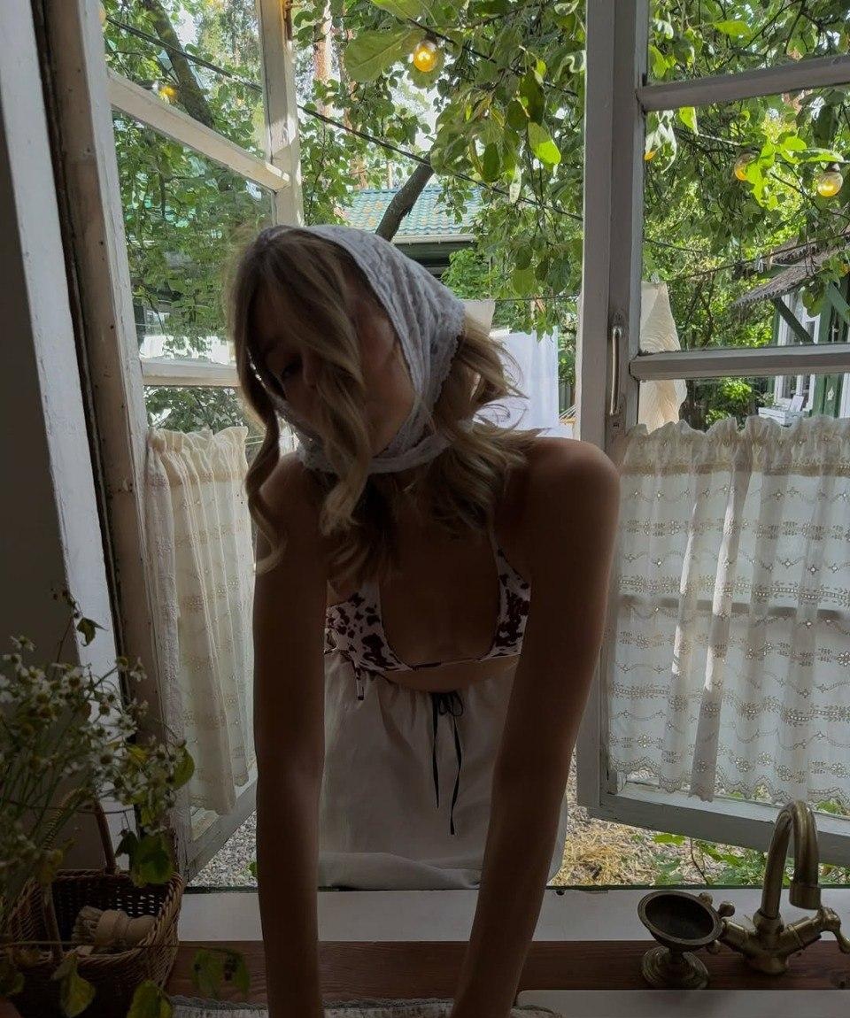 Дашуля привлекальеная девушка из Звенигорода цена от 6000 руб