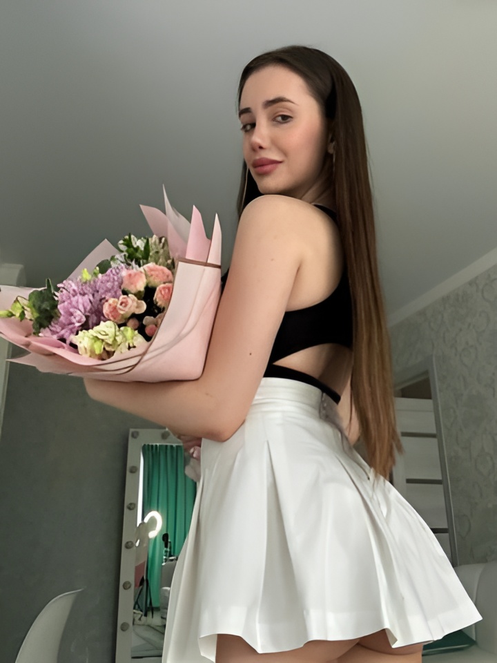 Индивидуалка Слава, доступна для личного знакомства от 1500 руб