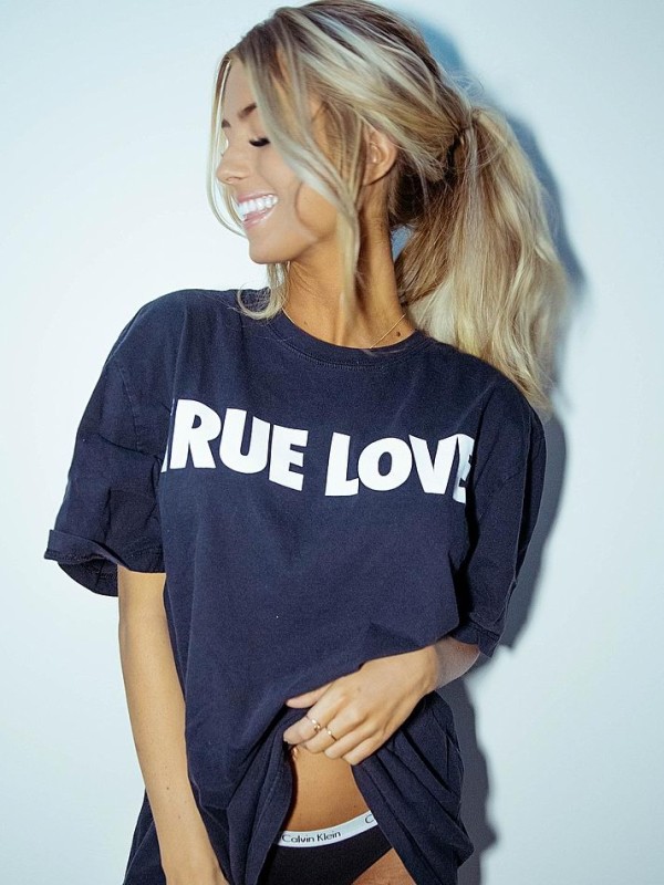 Дарина привлекательная девушка из Звенигорода цена от 3000 руб