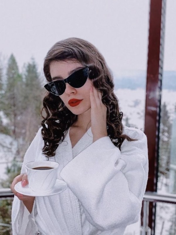 🎥 Людка привлекательная девушка из Звенигорода цена от 4000 руб