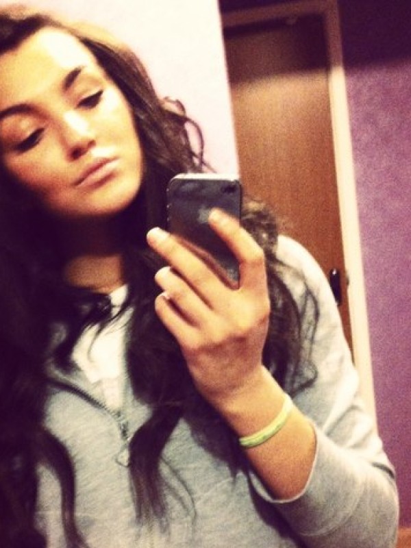 Мина привлекательная девушка из Звенигорода цена от 3500 руб