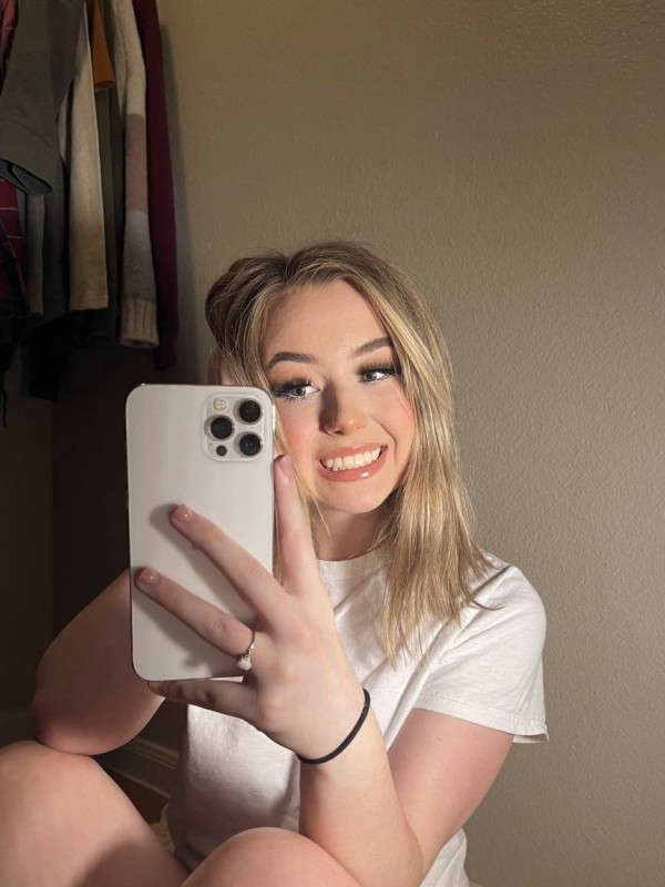 Ника привлекательная девушка из Звенигорода цена от 3000 руб