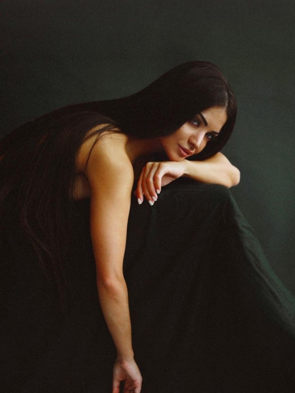 Рада привлекательная девушка из Звенигорода цена от 8000 руб