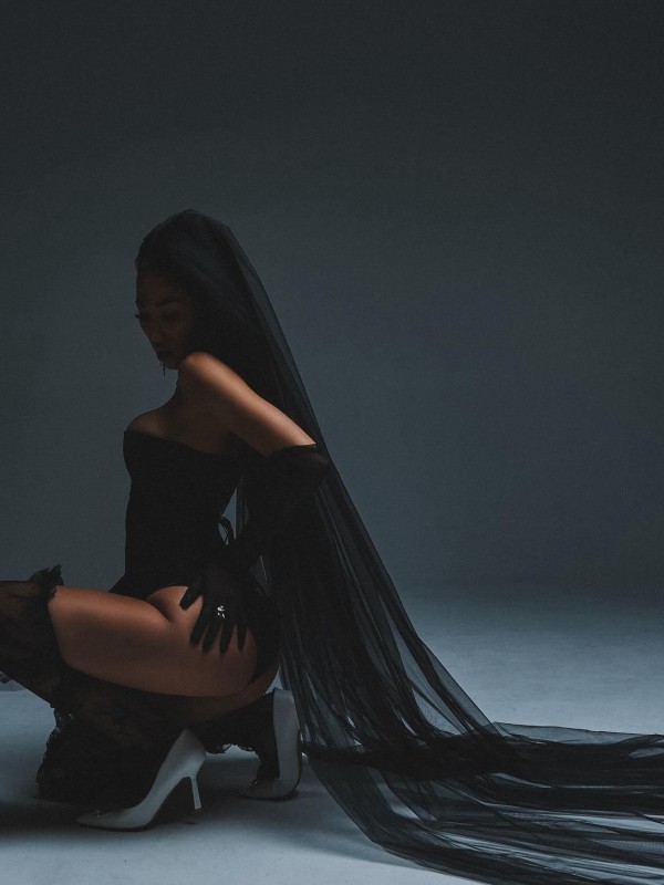 Алеся привлекательная девушка из Звенигорода цена от 4500 руб