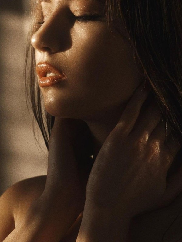 Ангелина привлекательная девушка из Звенигорода цена от 8000 руб