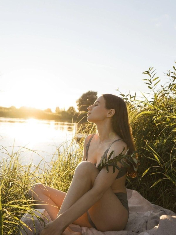 Габриэлла привлекательная девушка из Звенигорода цена от 5000 руб